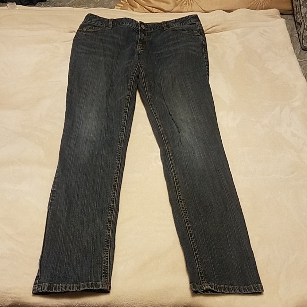 Basic Jeans